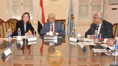 وزير التربية والتعليم يستقبل مساعد وزير الخارجية الأمريكية للشئون التعليمية والثقافية