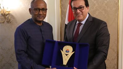 وزير التعليم العالي يستقبل مساعد المدير العام  لليونسكو لأولوية إفريقيا والعلاقات الخارجية