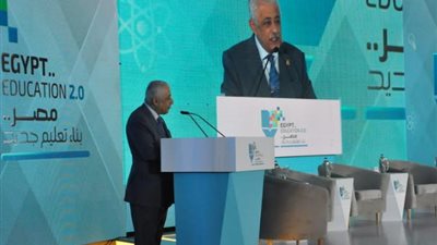 وزير التعليم يكشف عن مفاجأة جديدة