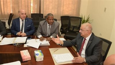 جامعة اسيوط تتخذ عدد من الاجراءات الهامة لمواجهة فيروس 