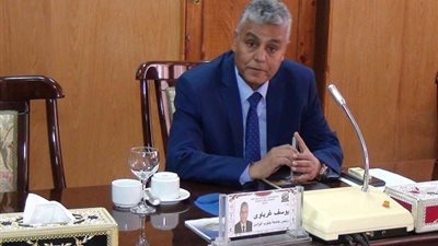 رئيس جامعة جنوب الوادى يعقد اجتماعا لعمداء الكليات لمتابعة اجراءات مكافحة كورونا