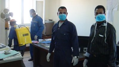 حملة تعقيم موسعة لمنشأت جامعة جنوب الوادى