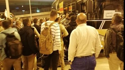 وزير النقل يتابع نقل ركاب قطاري 983 و981 القادمين من اسوان إلى القاهرة  من خلال أتوبيسات السوبرجيت الفاخرة