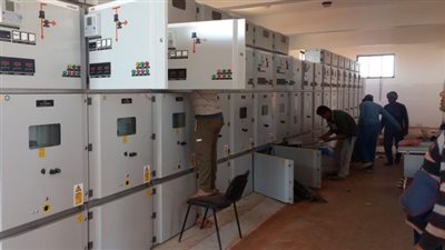 رئيس الجهاز: جارٍ تنفيذ أعمال شبكة الكهرباء المغذية لقطع الأراضى المميزة بمدينة السادات