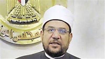 وزير الاوقاف يكشف مصير عمل المساجد بشهر رمضان
