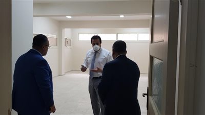 وزير التعليم العالي يتفقد المدن والمستشفيات الجامعية للتأكد من جاهزيتها ضمن خطة الطوارئ لمحاربة 