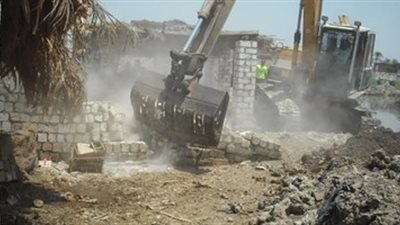 إزالة تعديات على أراض زراعية  بمساحة  6 أفدنة بسوهاج