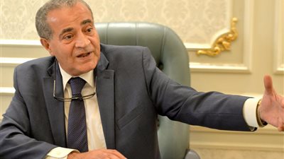 حالة واحدة تحرم العامل من صرف 500 جنيه اعانة العمالة غير المنتظمة