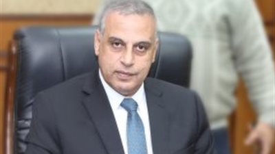 محافظ سوهاج يصدر قرارين بإيقاف تراخيص البناء وحظر دخول البلوك الأبيض