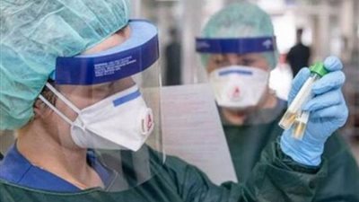 طبيب بريطانى يشرح اكبر 10 نصائح خطأ فى التعامل مع فيروس كورونا