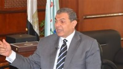 القوى العاملة: اليوم إجازة بأجر كامل للعاملين