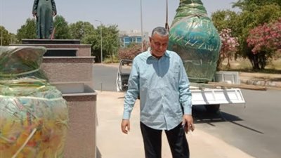 رئيس جامعة جنوب الوادى يتابع تجميل  مداخل وشوارع الجامعة