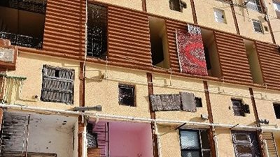 جهاز القاهرة الجديدة يسلم 4 وحدات سكنية لمتضرري حريق عقارٍ بالقطامية