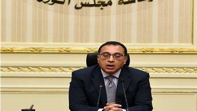 عاجل.. رئيس مجلس الوزراء يكشف موعد رفع حظر التجوال وبداية العودة الى العمل بقوة