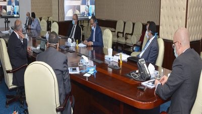 وزير الإسكان يترأس اجتماع مجلس إدارة جهاز تنظيم مياه الشرب والصرف الصحى 