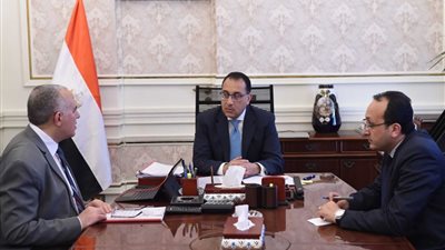 عاجل| رئيس الوزراء يُتابع مع وزير الري الموقف التنفيذي لأعمال تأهيل الترع بالمحافظات ومشروع الري الحديث
