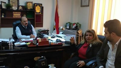 عودة المياه  لمنطقه فنارة  بمدينة فايد بعد إصلاح كسر خط 450مل