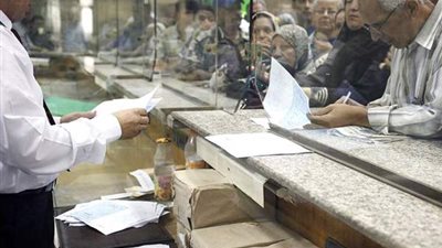 اجراءات جديدة لتعامل العملاء مع موظفى البنوك