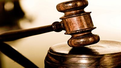 إحالة صاحب مجموعة مدارس شهيرة وآخرين للجنايات