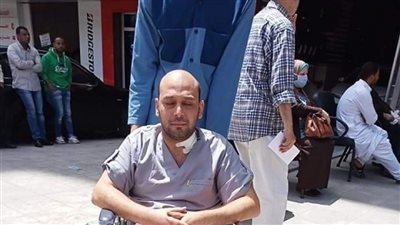  عاجل.. طبيب انتدب لمحاربة كورونا فأصيب بالعمى بعد 8 أيام في العزل