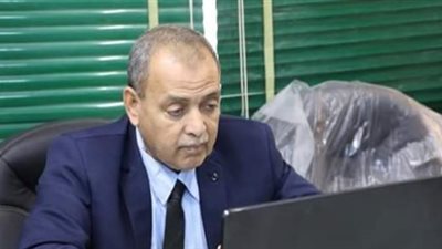 تعليم الوادى الجديد : غرفة العمليات الرئيسية تتابع دخول طلاب الصف الثانى الثانوى منصة الإختبارات الإليكترونية لمادة الرياضيات التطبيقية وعلم النفس على التابلت 