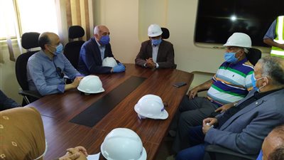 نائب وزير الإسكان يتفقد توسعات محطة مياه جزيرة الدهب لخدمة المناطق الساخنة بمحافظة الجيزة