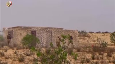 بيان عاجل من القوات المسلحة بشأن تنفيذ عملية عسكرية فى شمال سيناء.. ومقتل تكفيريين.. واكتشاف وتفجير10 عبوات ناسفة.. فيديو