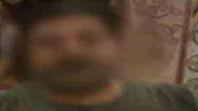 المقاول المتهم بقتل عشيقته وابنتها بسوهاج يعود لمسرح الجريمة.. اعترافات تفصيلية بعلاقته بها منذ 5 سنوات.. وقتلتها شنقا لكثرة طلباتها