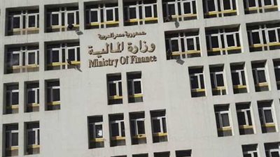 أهم الأخبار| استمرار تعليق الدراسة بالمدارس والجامعات في حال استمرار 