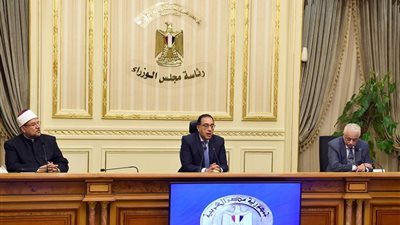 التفاصيل الكاملة لقرارات مجلس الوزراء بشأن الحظر الكامل لوسائل المواصلات والمواطنين فى العيد ولمدة 6 ايام.. والمواعيد الجديدة لامتحانات الثانوية العامة 
