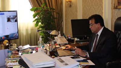 وزير التعليم العالي والبحث العلمي يرأس اجتماع مجلس إدارة المعهد القومي للبحوث الفلكية والجيوفيزيقية