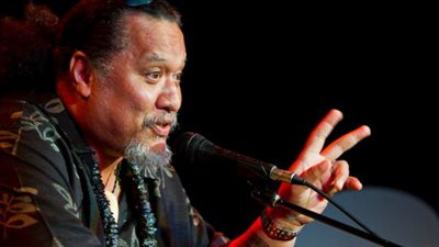 وفاة فنان مشهور بعد معاناته بسرطان الرئة