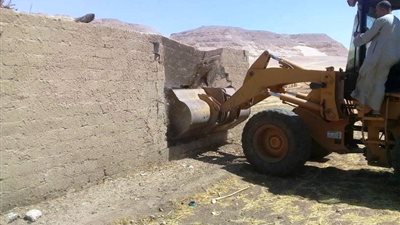  محافظة سوهاج : إزالة 10 حالة تعدي على الاراضي الزراعية وحرم النيل