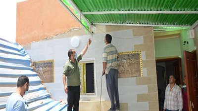 جهاز مدينة ١٥ مايو يشُن حملة مكبرة لإزالة مخالفات البناء ..صور