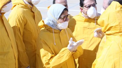 غرامة فورية 50 جنيها لاى مواطن يخلع الكمامة داخل محطات المترو والسكة الحديد.. وخصم 3 ايام للموظف داخل المؤسسة الحكومية.. يصل الى حد الفصل.. ننشر تفاصيل العقوبات بالكامل