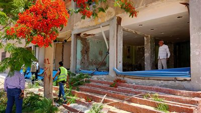 رئيس الجهاز: رصد وإزالة ٥ مخالفات تغيير نشاط لوحدات سكنية  بمدينة ٦ أكتوبر 