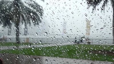 فيديو | برق ورعد وامطار فى مناطق مختلفة بمحافظة الجيزة والقاهرة الان ..سبحان الله 