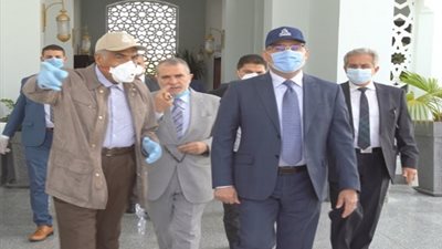 وزير الإسكان : مشروعات التطوير العقارى الحكومية  والخاصة جناحا النمو الاقتصادي لمصر