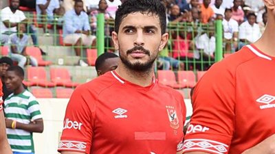 نجم النادى الاهلى ينجو من الموت باعجوبة