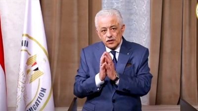 هام| شوقى يصدر قرارا بتعديل سن القبول بالصف الأول الإبتدائى 2021/2020.. 