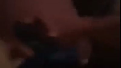 اب يعذب ابنه بطريقة وحشية.. والام تكتفى بتصوير الواقعة