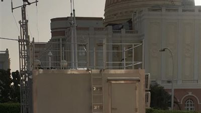 الجامعة البريطانية ووزارة البيئة يدشنان أحدث محطة متطورة لرصد تلوث الهواء