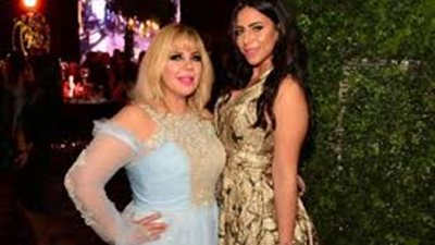 ابنة فنانة مصرية تعلن اصابة والدتها بفيروس كورونا
