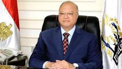 محافظ القاهرة يطمئن علي استعدادات المديرية لامتحانات الثانوية العامة