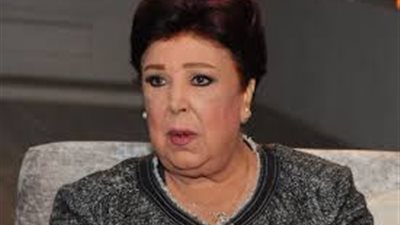 نجلة رجاء الجداوى تنشر رسالة مؤثرة لولدتها