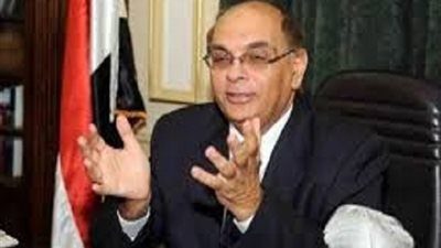 رئيس القطاع الطبى بالأعلى للجامعات  مفاجأة صادمة عن تحويل خريج الصيدلة الى طبيب بشرى