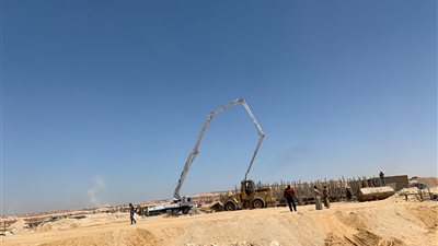  الإسكان: صب قواعد ٤٢ عمارة سكنية لمتضرري السيول الأخيرة بمنطقة الزرايب بمدينة ١٥ مايو