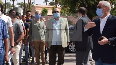 محافظ  الاقصر يتفقد لجان الثانوية العامة 