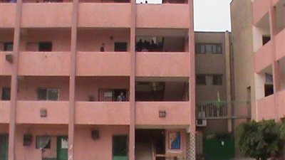 عاجل.. رئيس لجنة مدرسة جمال عبد الناصر الثانوية بنات يحتجز الطالبات دون مبرر