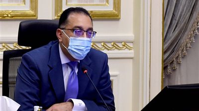 مجلس الوزراء يرد على ابرز 13 شائعة فى اسبوع.. ارتفاع سعر رغيف الخبز.. والغاء امتحانات الجامعات.. واجبار الموظفين على المعاش المبكر يتصدرون المشهد